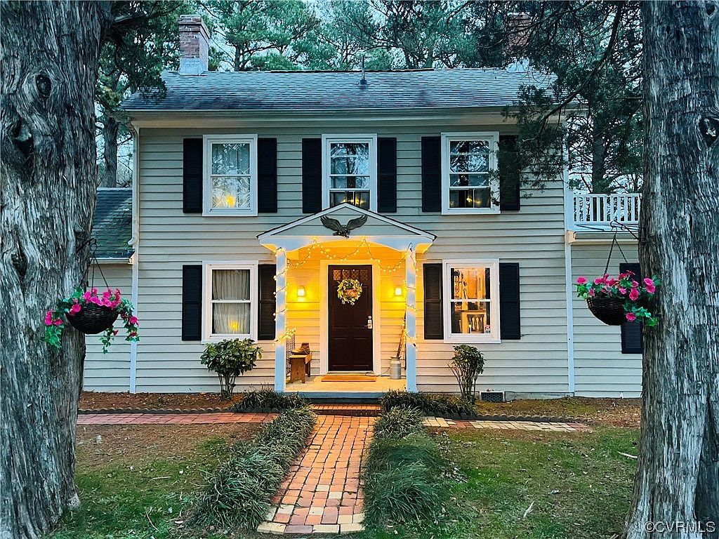 2195 New Point Comfort Hwy Mathews, VA 23109  | Single Family