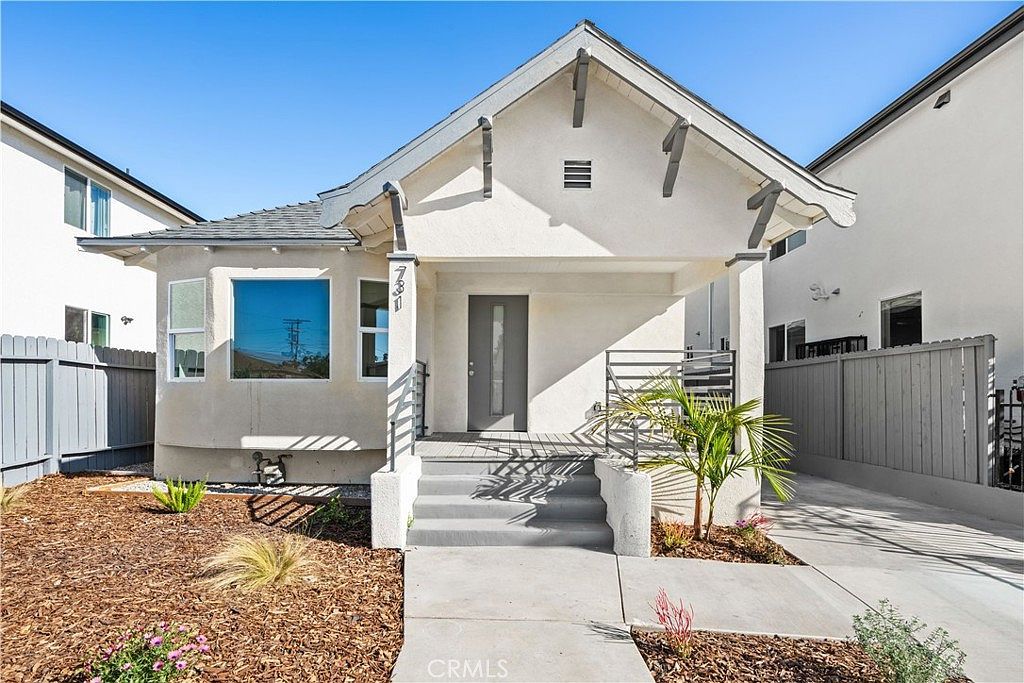 731 E 41st Pl Los Angeles, CA 90011 - Thumbnail 2
