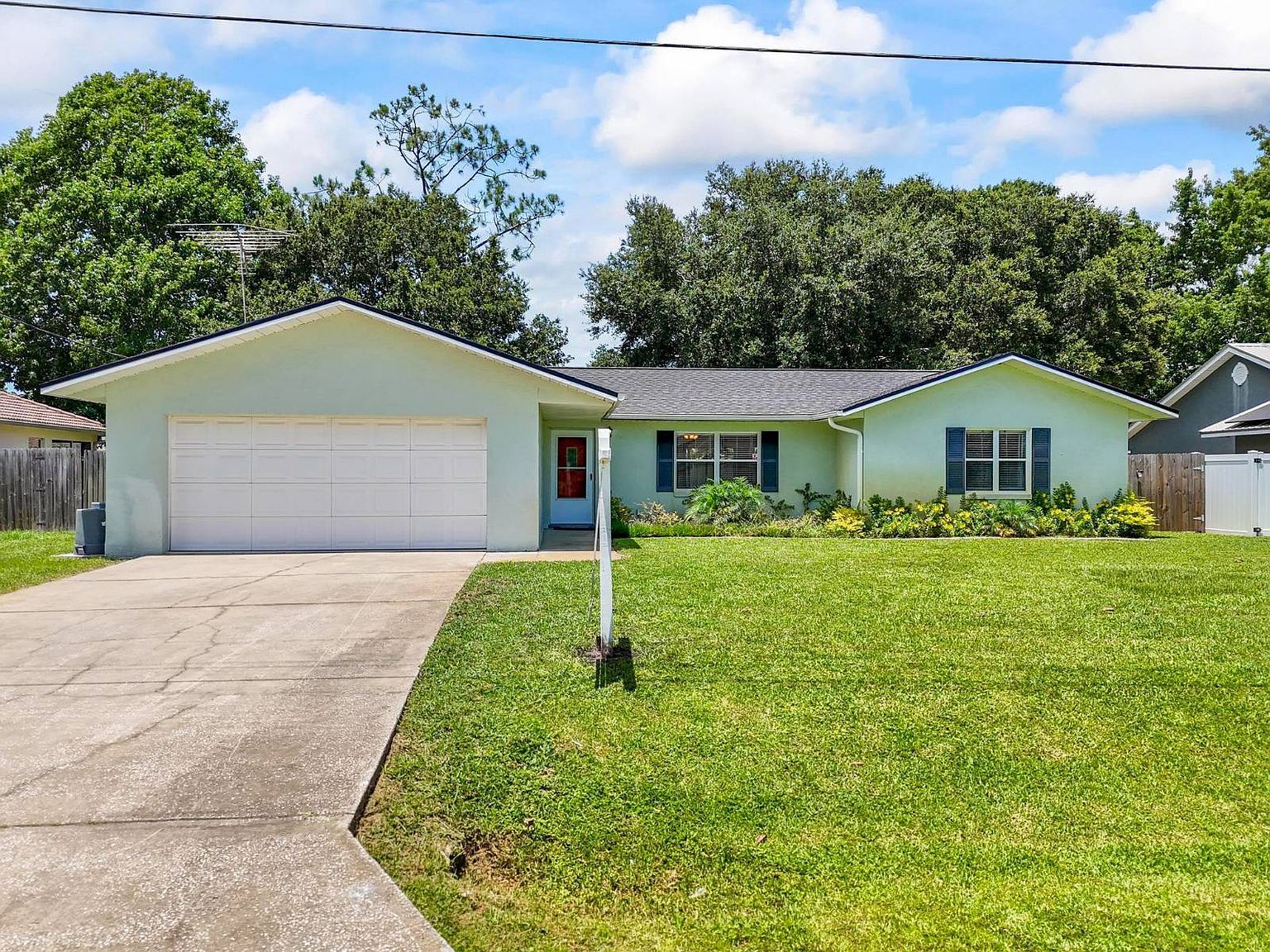 7 Presidential Ln Palm Coast, FL 32164 - Thumbnail 2