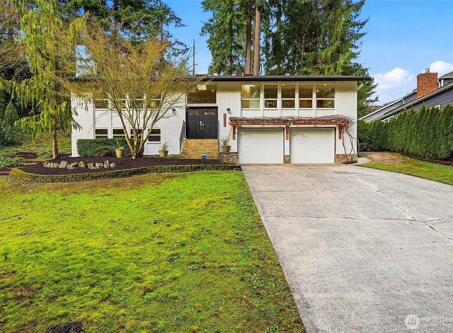 4822 Fowler Ave Everett, WA 98203 - Thumbnail 2