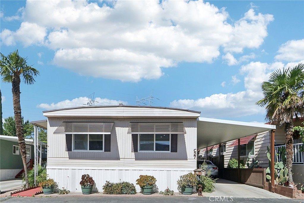 16079 Yarnell St Space C27 Sylmar, CA 91342  | New build