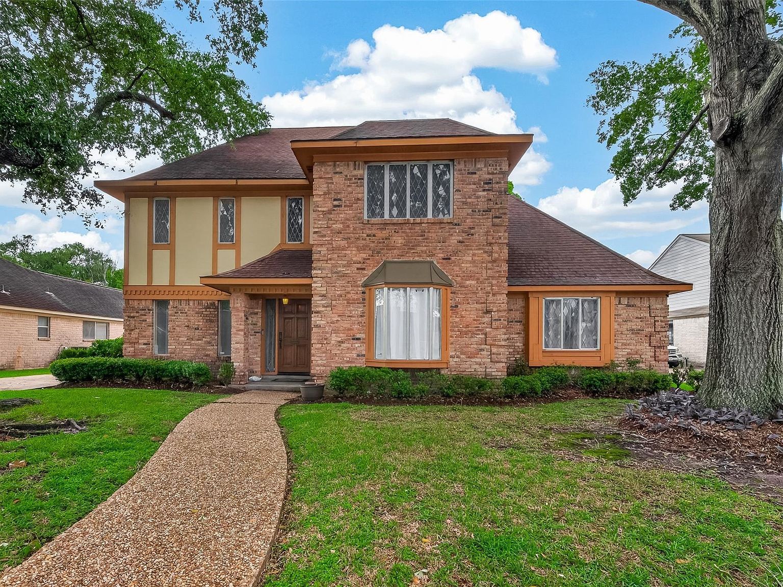 6210 Claridge Dr Houston, TX 77096  | Single Family