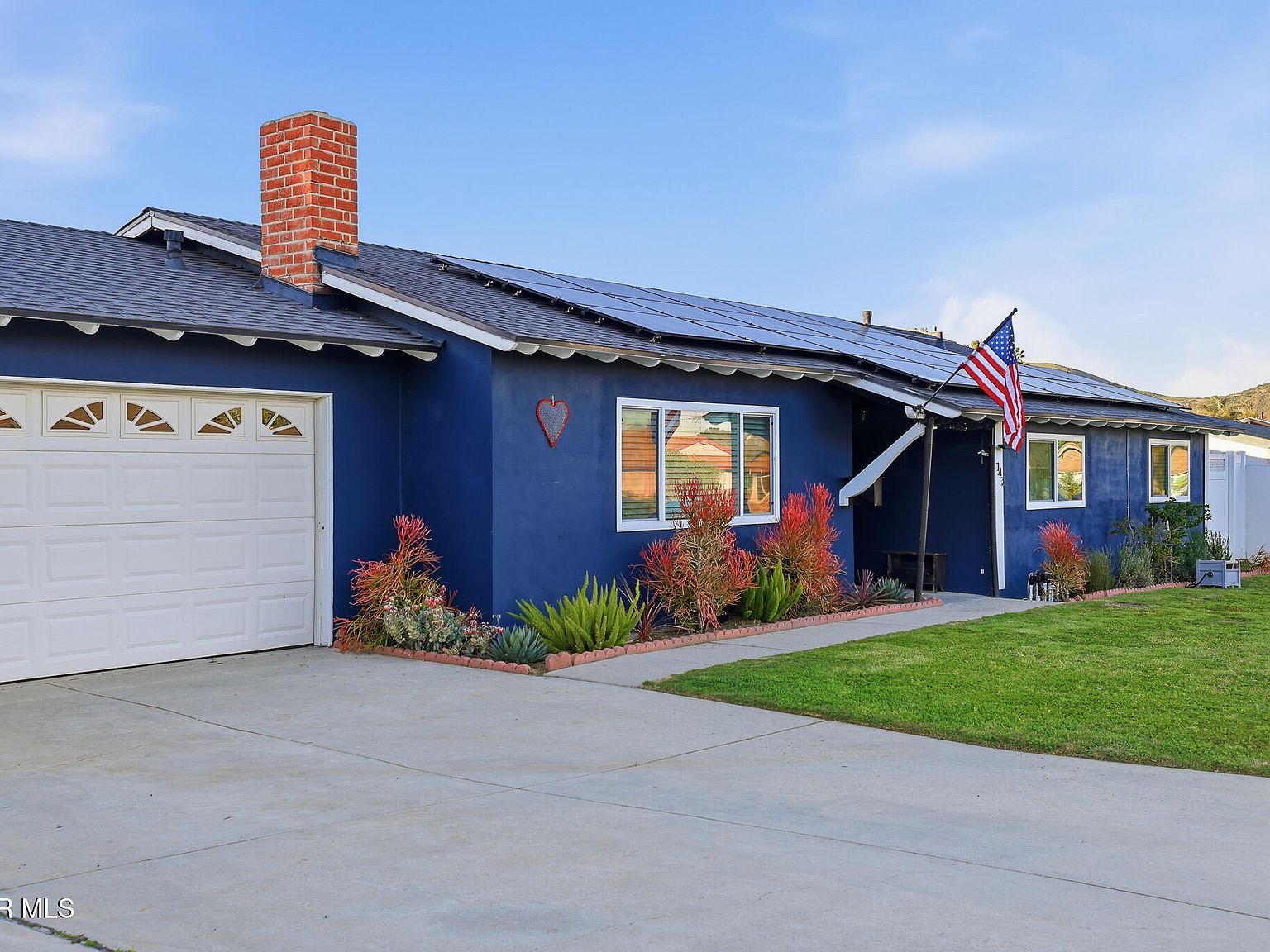 143 N Wendy Dr Thousand Oaks, CA 91320 - Thumbnail 2