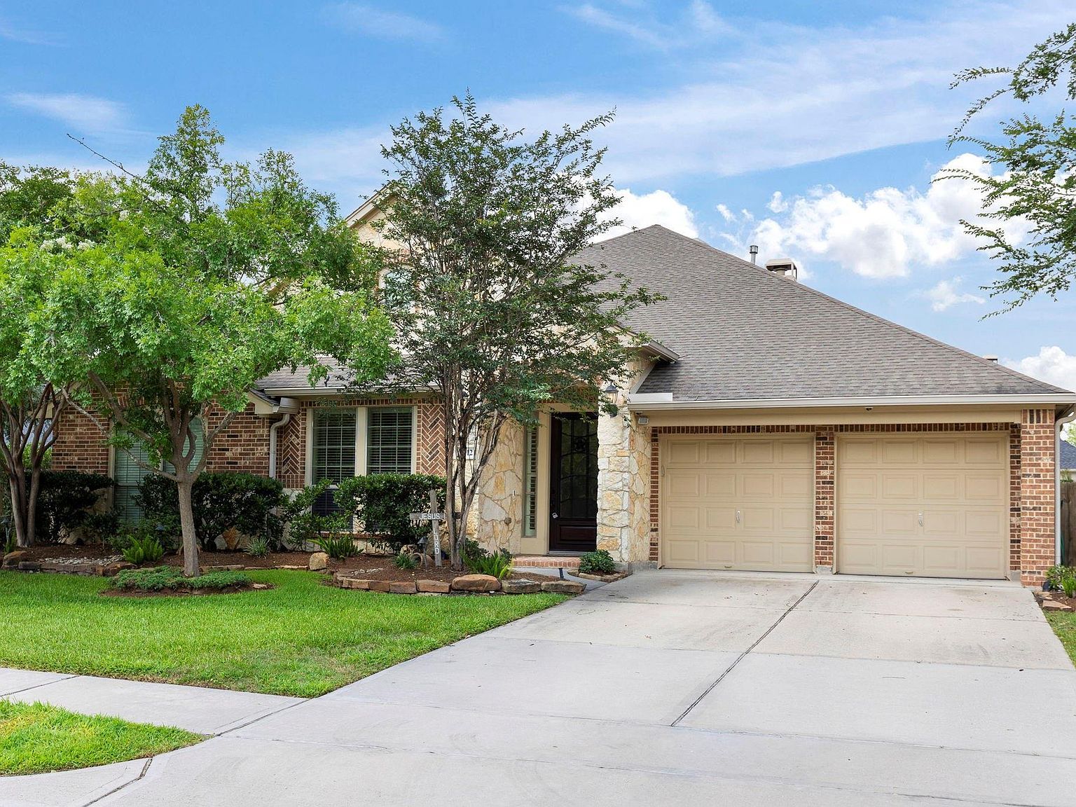 31912 Burnt Wood Ct Conroe, TX 77385 - Thumbnail 2