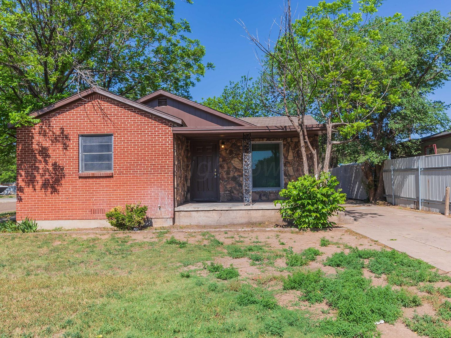 1201 N Johnson St Amarillo, TX 79107 - Thumbnail 2