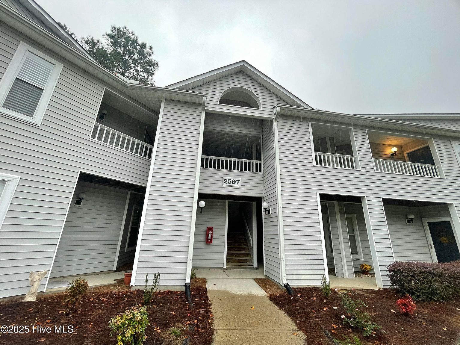 2597 Thackery Rd APT E Greenville, NC 27858 - Thumbnail 2