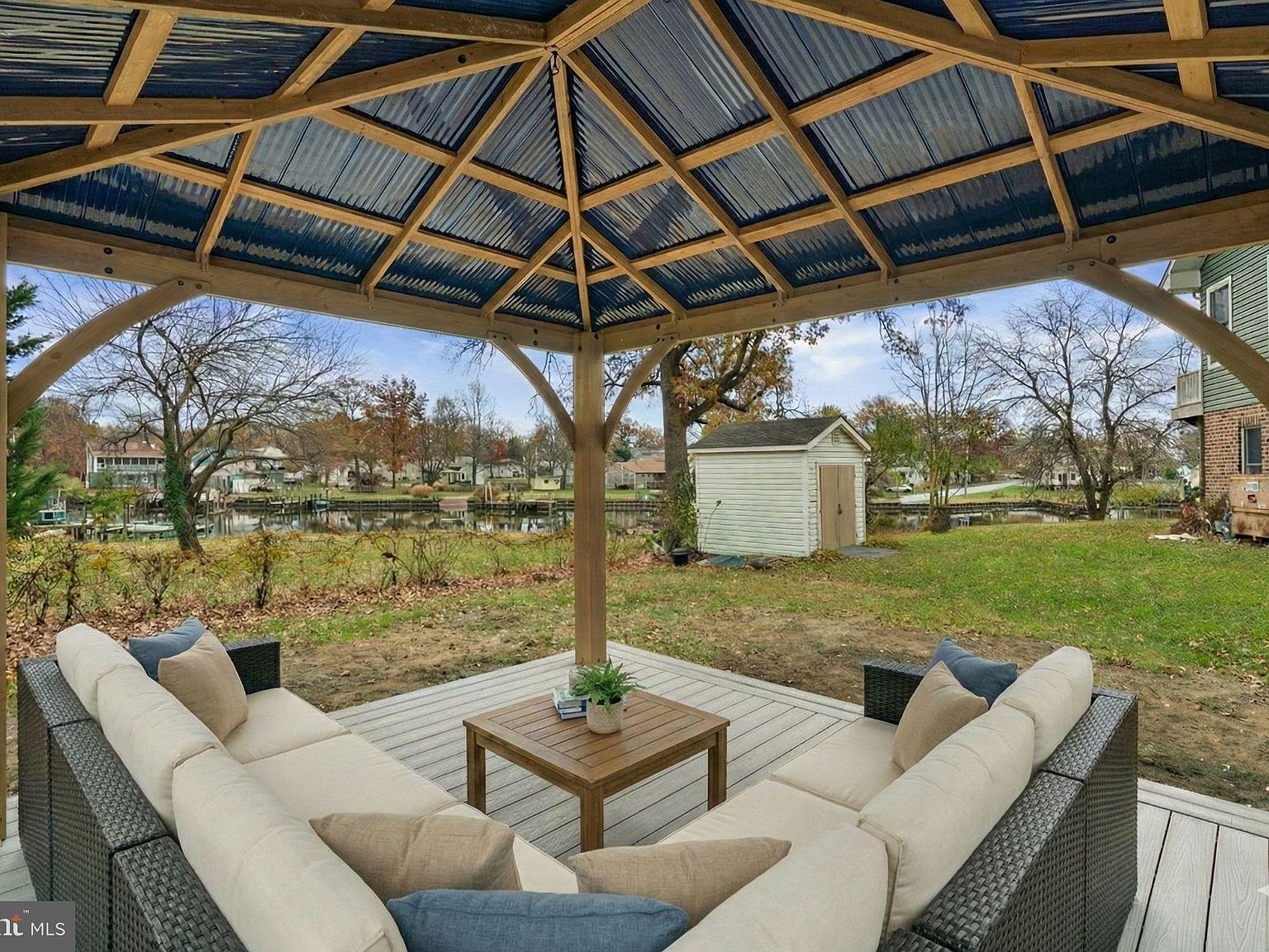 2636 Haddaway Rd Baltimore, MD 21219 - Thumbnail 2