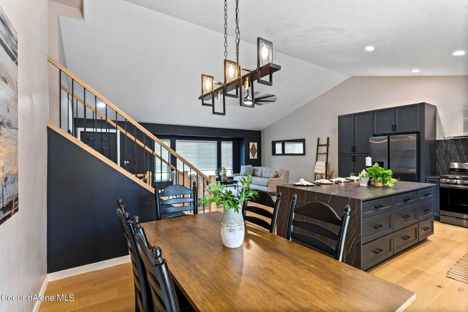 8606 North Woodvine Drive, Hayden, ID, USA, 83835 - Thumbnail 3