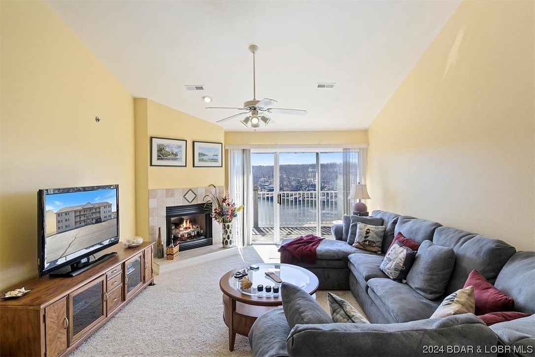 1481 Ledges Dr #C44 Osage Beach, MO 65065 - Thumbnail 2