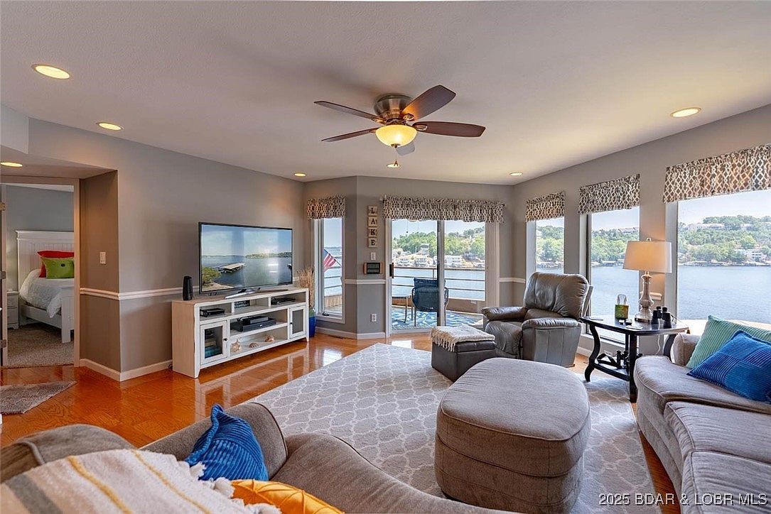 52 Cedar Ct UNIT 2A Lake Ozark, MO 65049 - Thumbnail 2