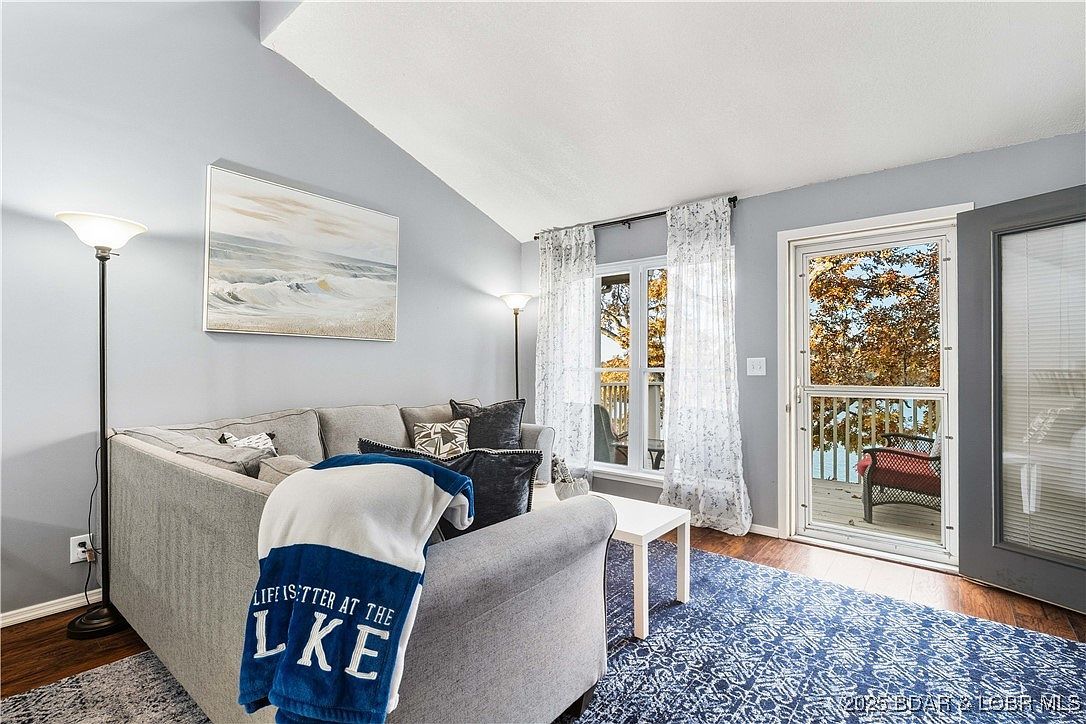 875 Parkside Pl UNIT 402-D Osage Beach, MO 65065 - Thumbnail 2