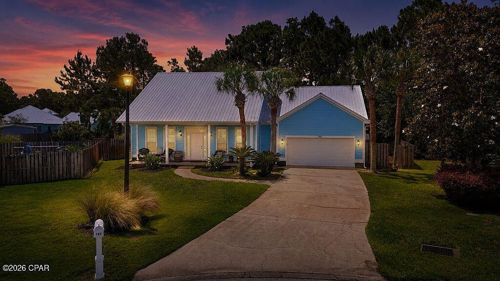 702 Lyndell Pl Panama City Beach, FL 32407, 32407