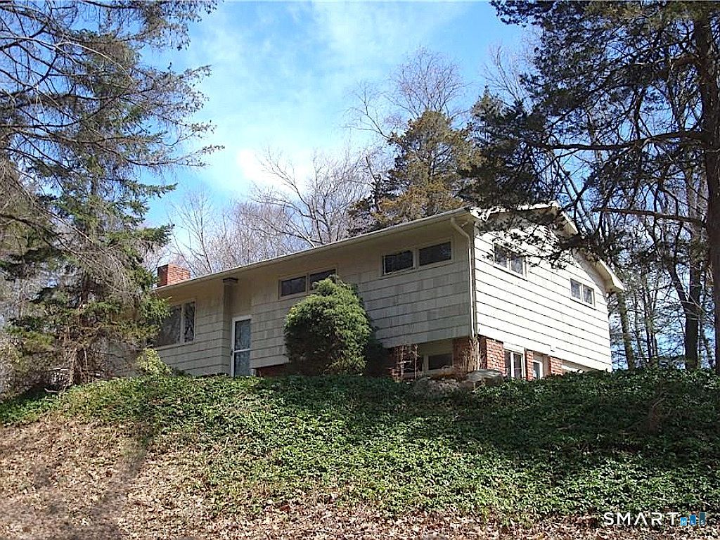 146 Scribner Hill Rd Wilton, CT 06897 - Thumbnail 2
