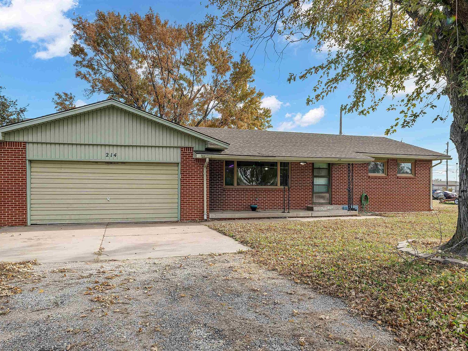 214 N Sedgwick Ave Burrton, KS 67020 - Thumbnail 2