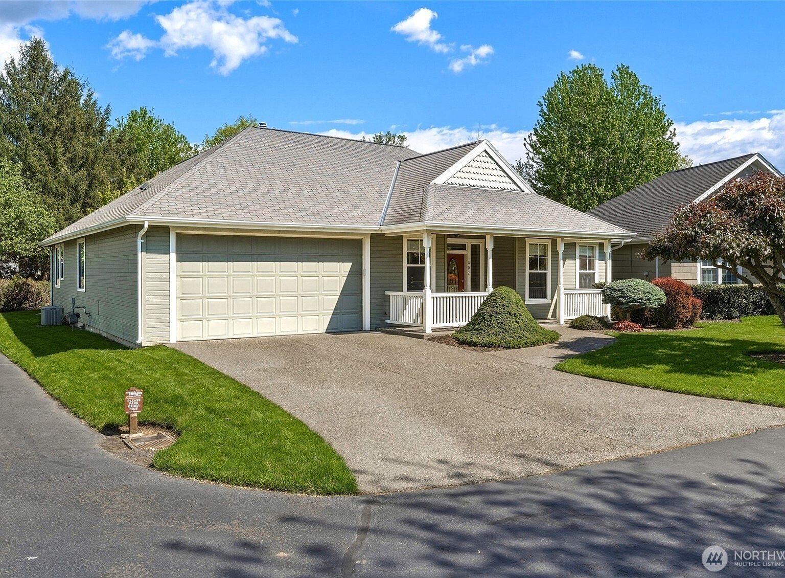 807 SE Covey Ct College Place, WA 99324, 99324