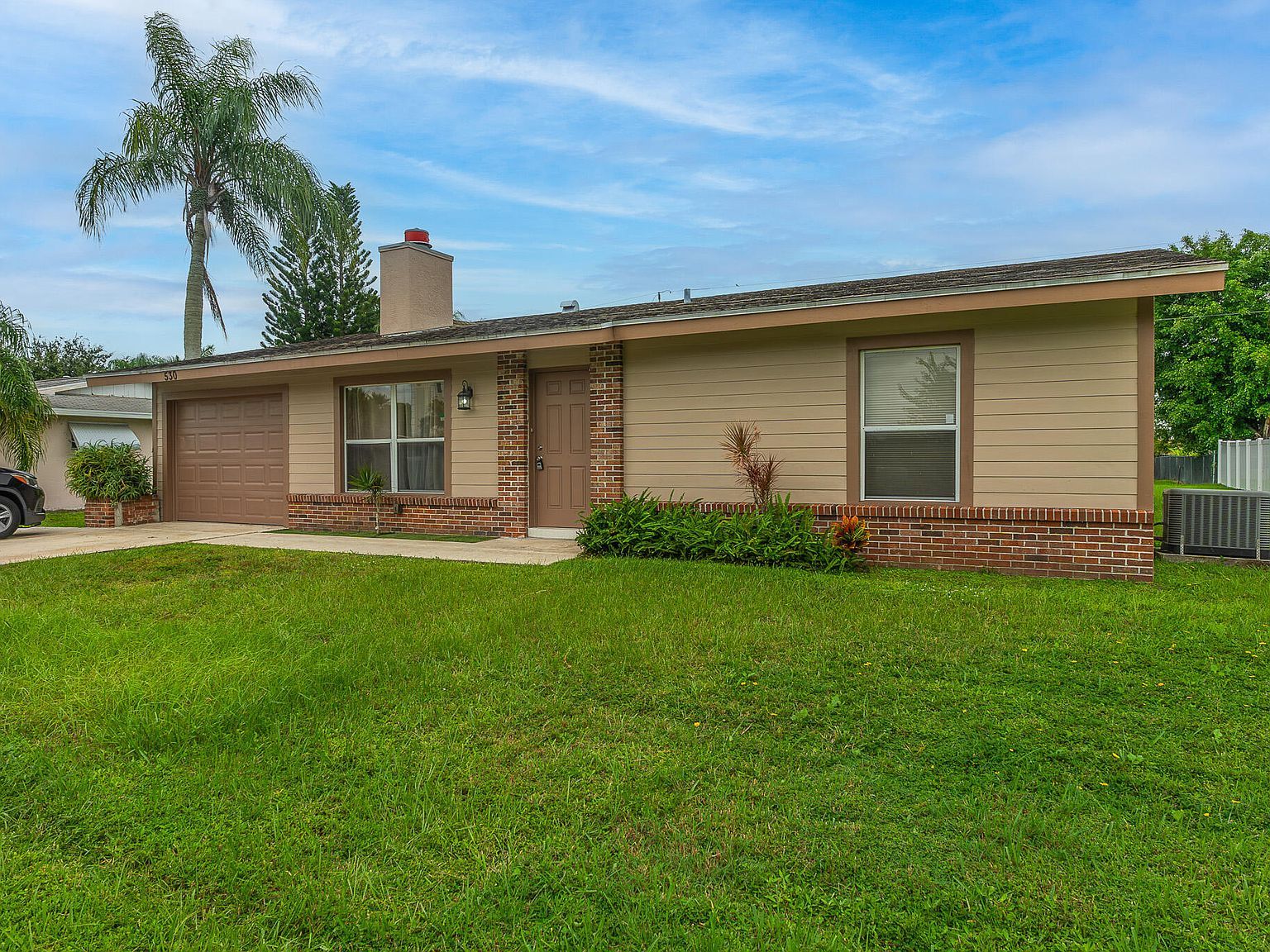 530 SW Prima Vista Blvd Port Saint Lucie, FL 34983 - Thumbnail 2