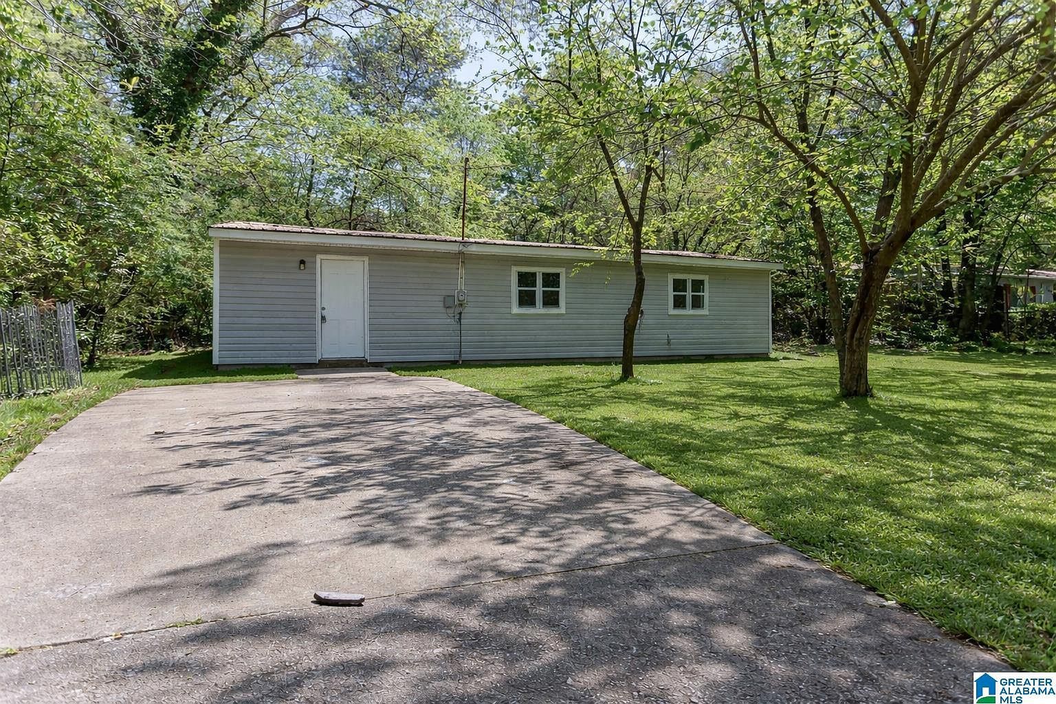 213 Meadowdale Ave Birmingham, AL 35215  | Single Family