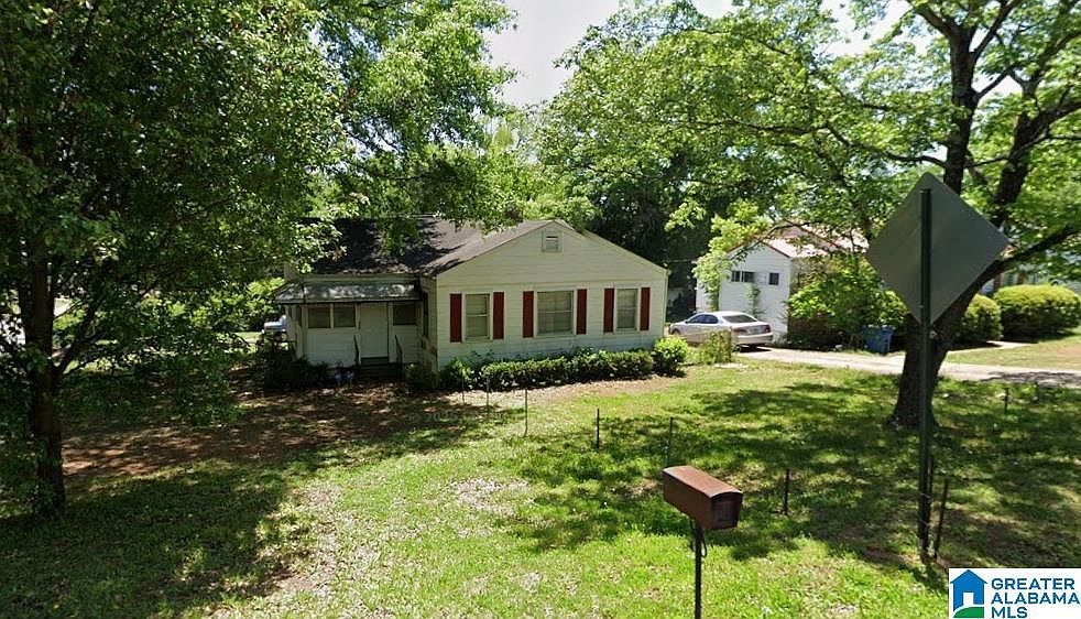 400 Woodward Rd Birmingham, AL 35228  | Single Family