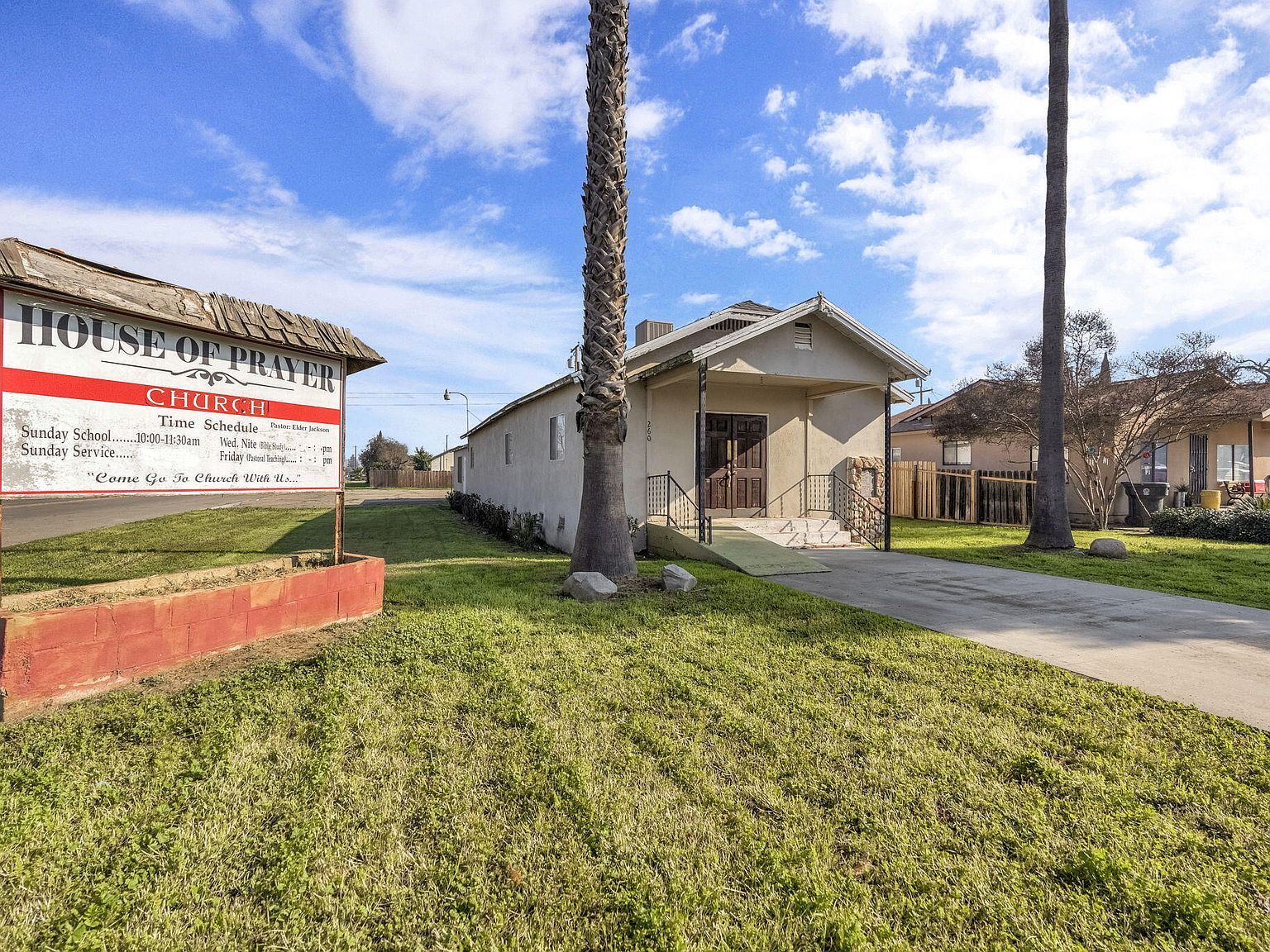 260 N Los Angeles St Tulare, CA 93274 - Thumbnail 2