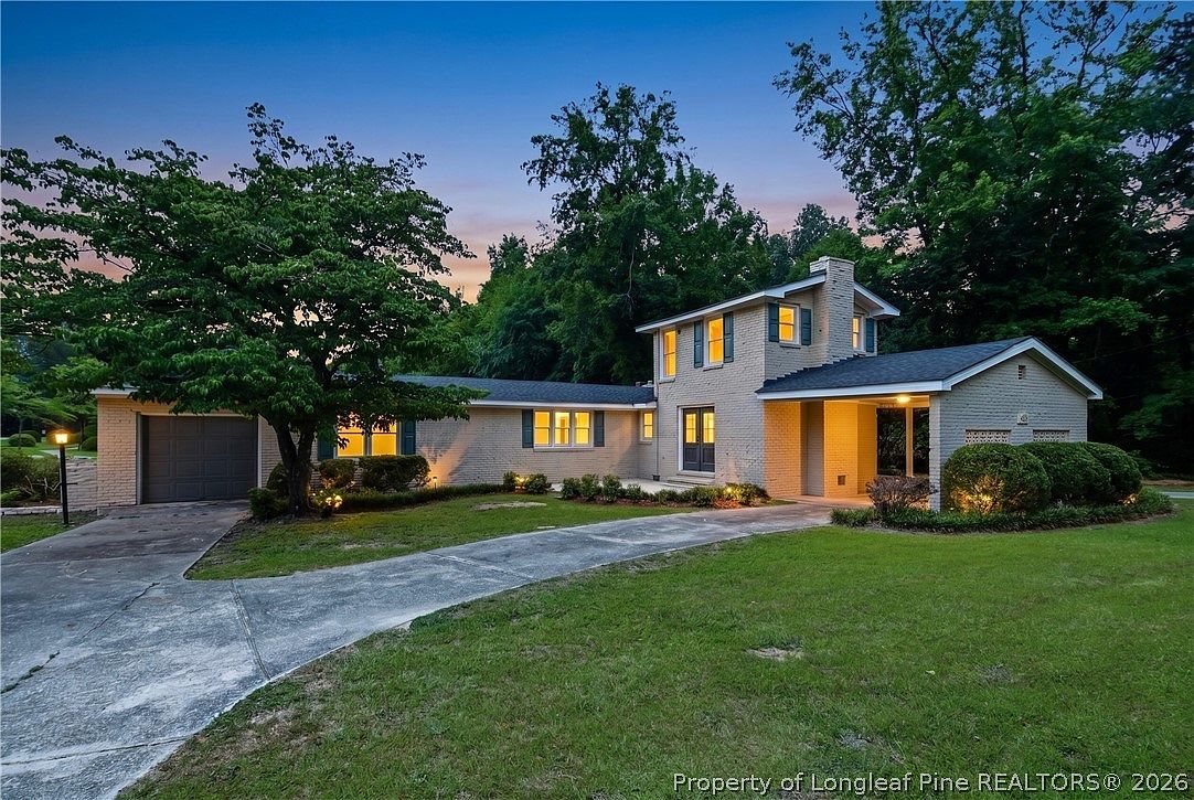 956 Middle Rd Fayetteville, NC 28312, 28312