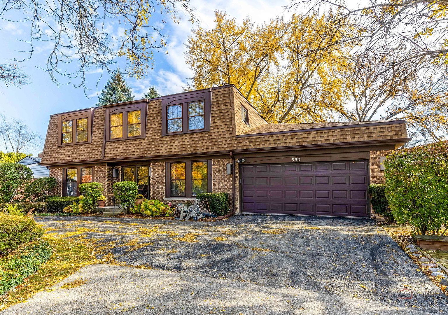 333 Birchwood Ave Deerfield, IL 60015 - Thumbnail 2