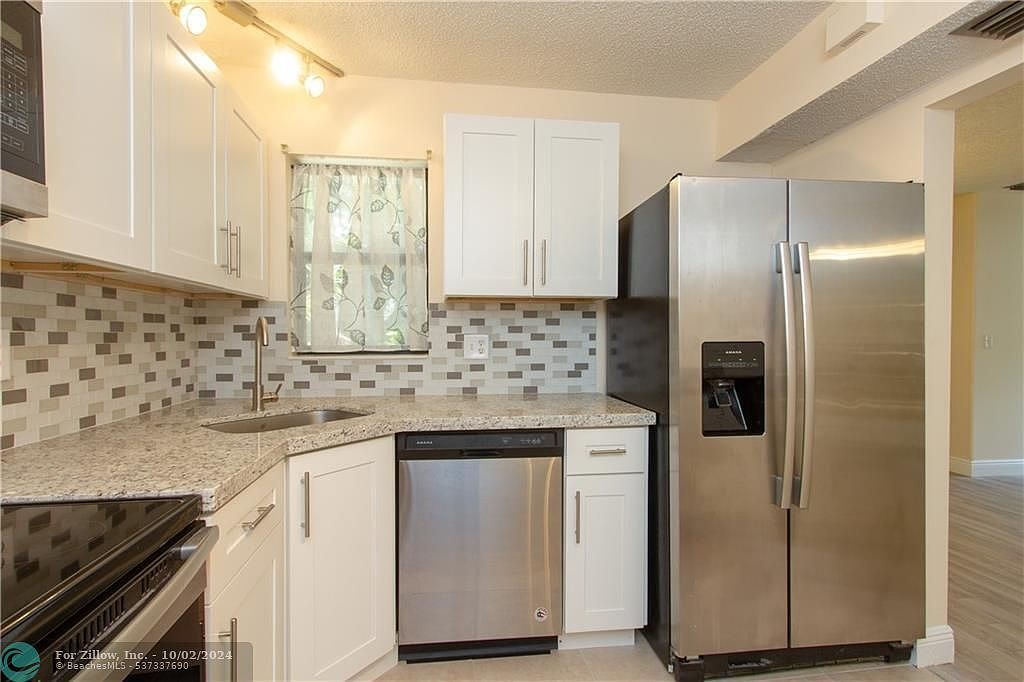 3531 Cocoplum Cir #3466 Coconut Creek, FL 33063 - Thumbnail 2