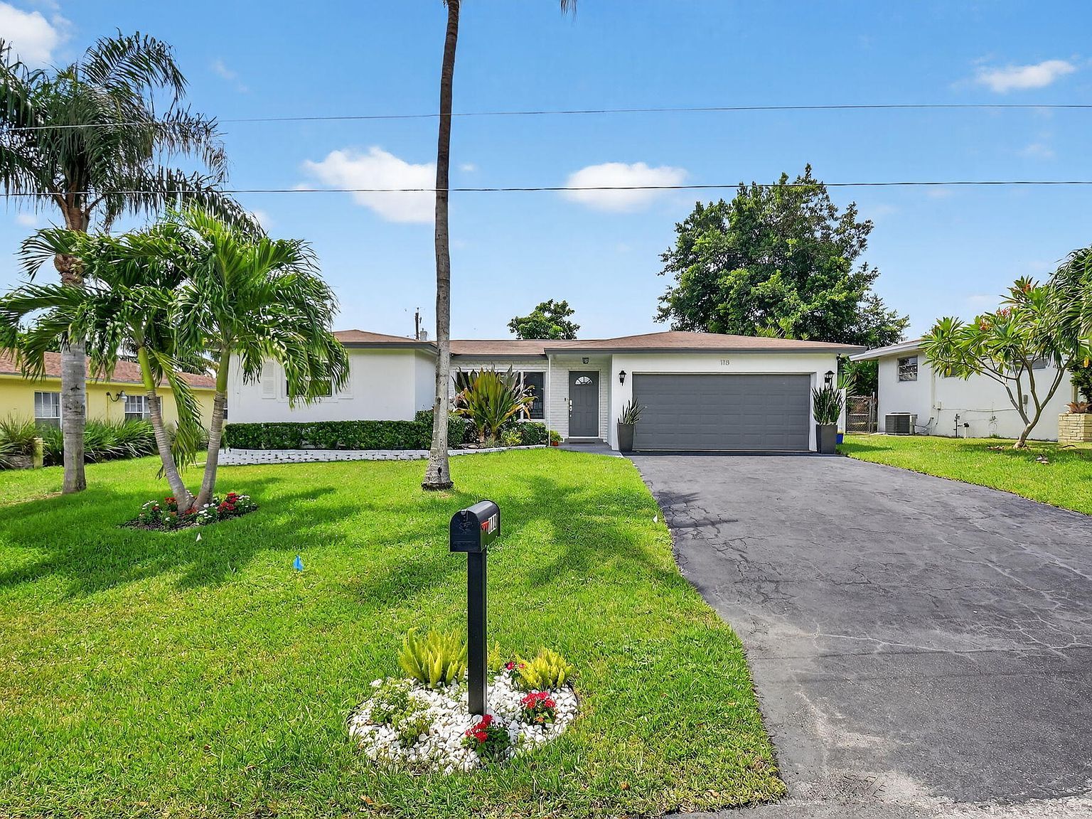 118 SE 29th Ave Boynton Beach, FL 33435 - Thumbnail 2
