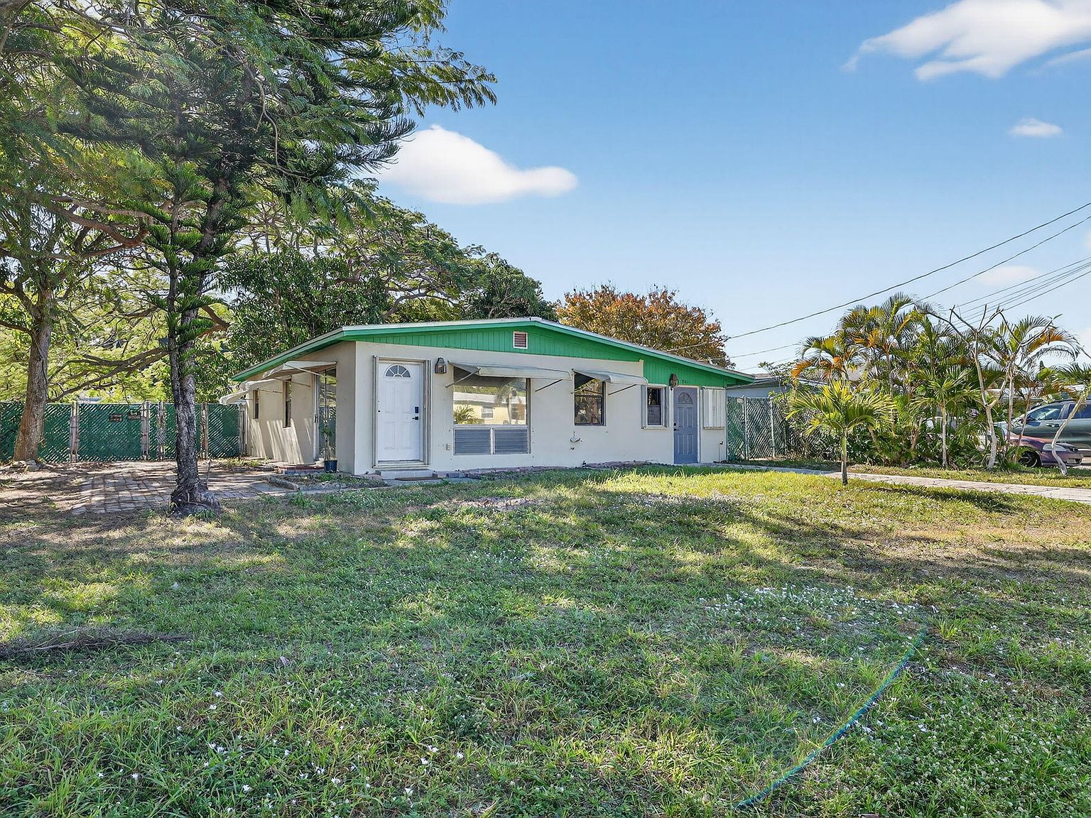 501 Emil Dr Fort Pierce, FL 34982 - Thumbnail 2