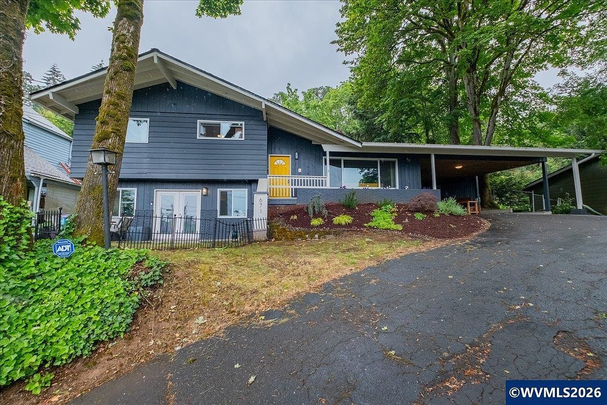 671 Cascade Dr NW Salem, OR 97304, 97304