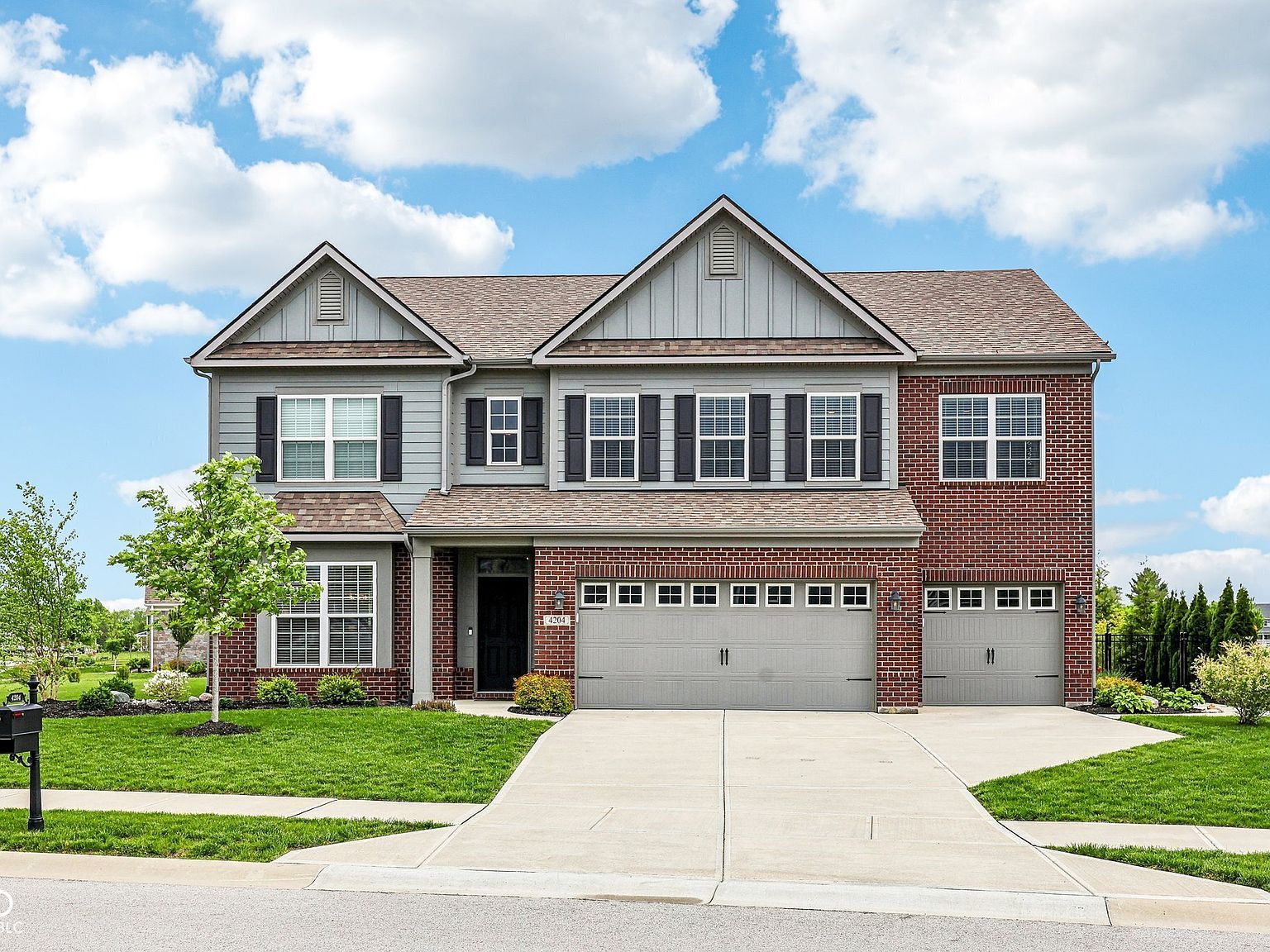 4204 Omaha Dr Bargersville, IN 46106 - Thumbnail 2