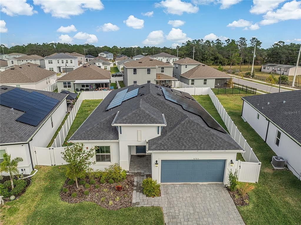 5785 Wallis Ln Saint Cloud, FL 34771 - Thumbnail 2