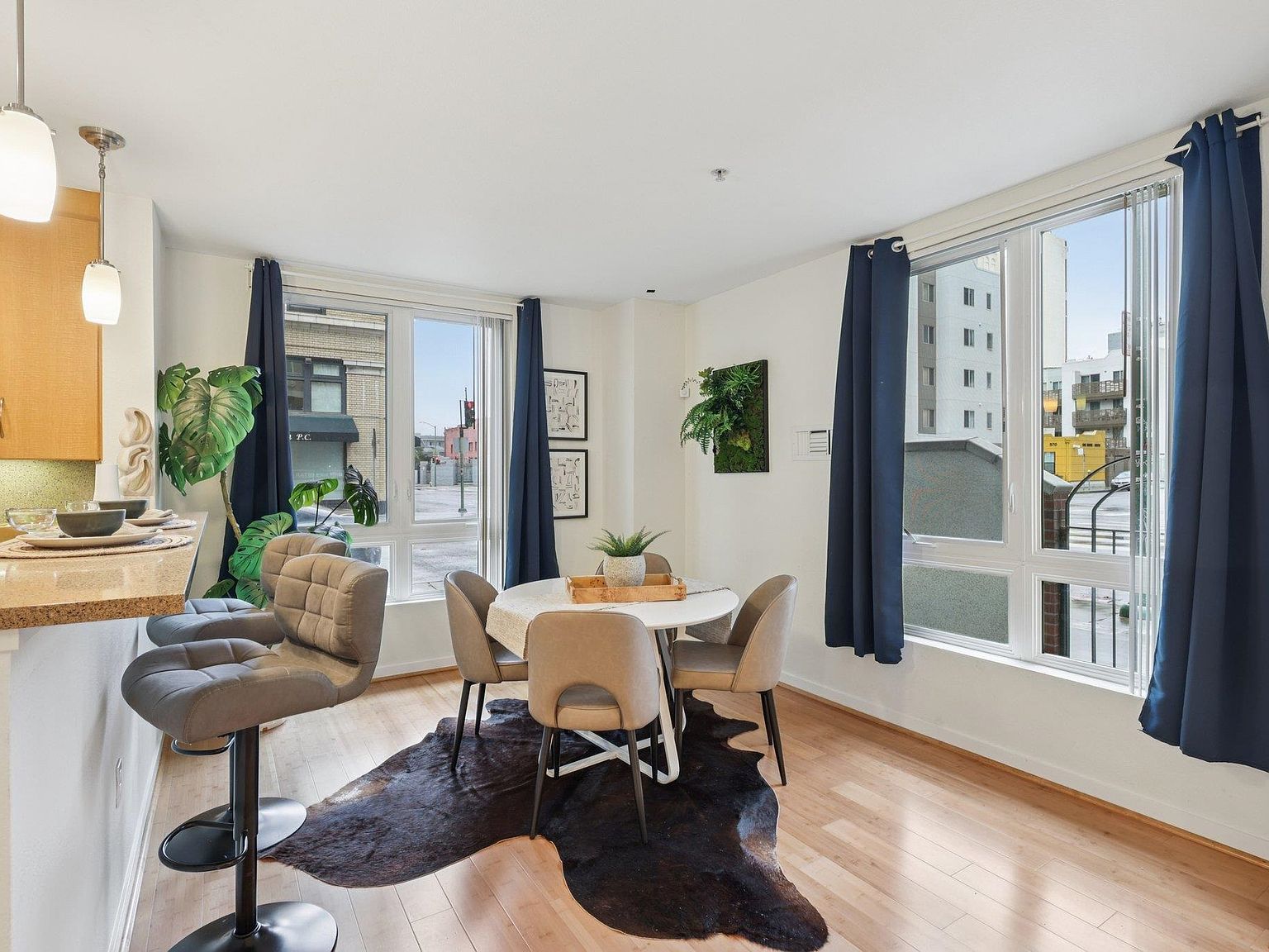 1511 Jefferson St #TOWNHOUSE 11 Oakland, CA 94612 - Thumbnail 2