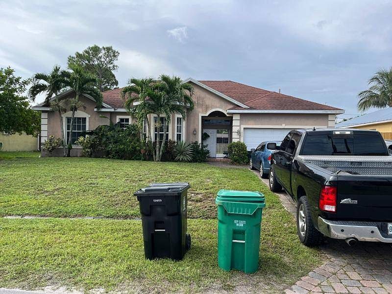 1052 SW Alexandria Ave Port Saint Lucie, FL 34953 - Thumbnail 2