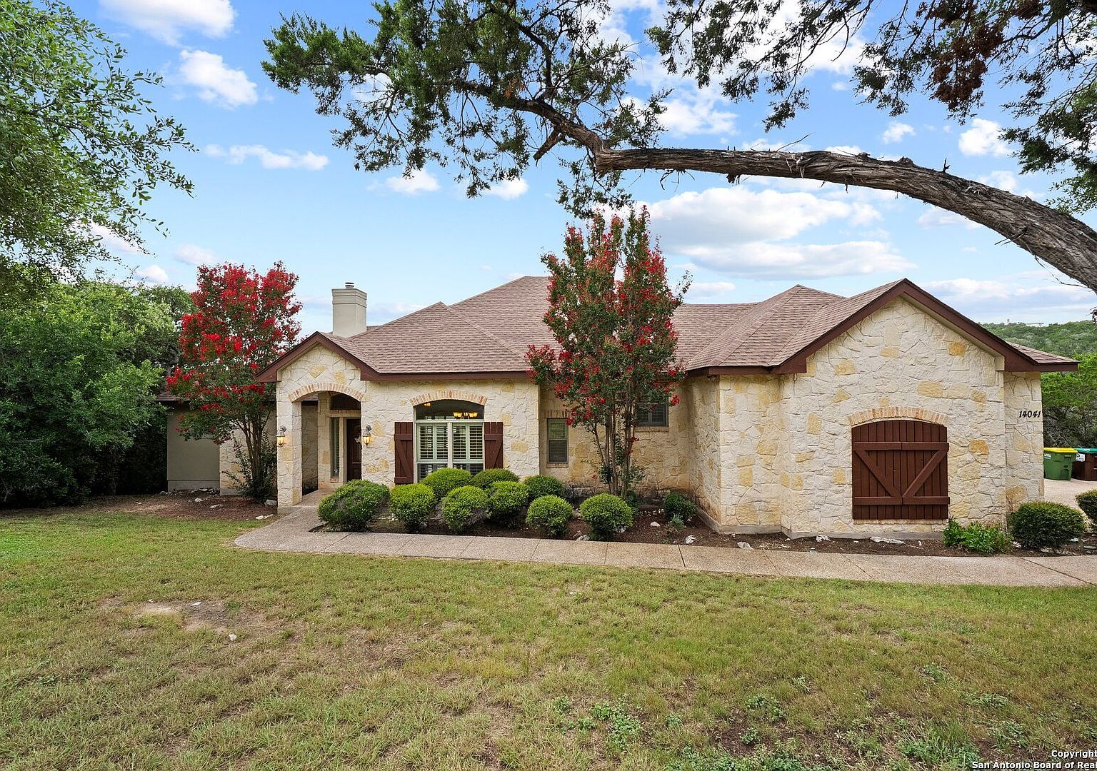 14041 Iron Horse Way Helotes, TX 78023 - Thumbnail 2