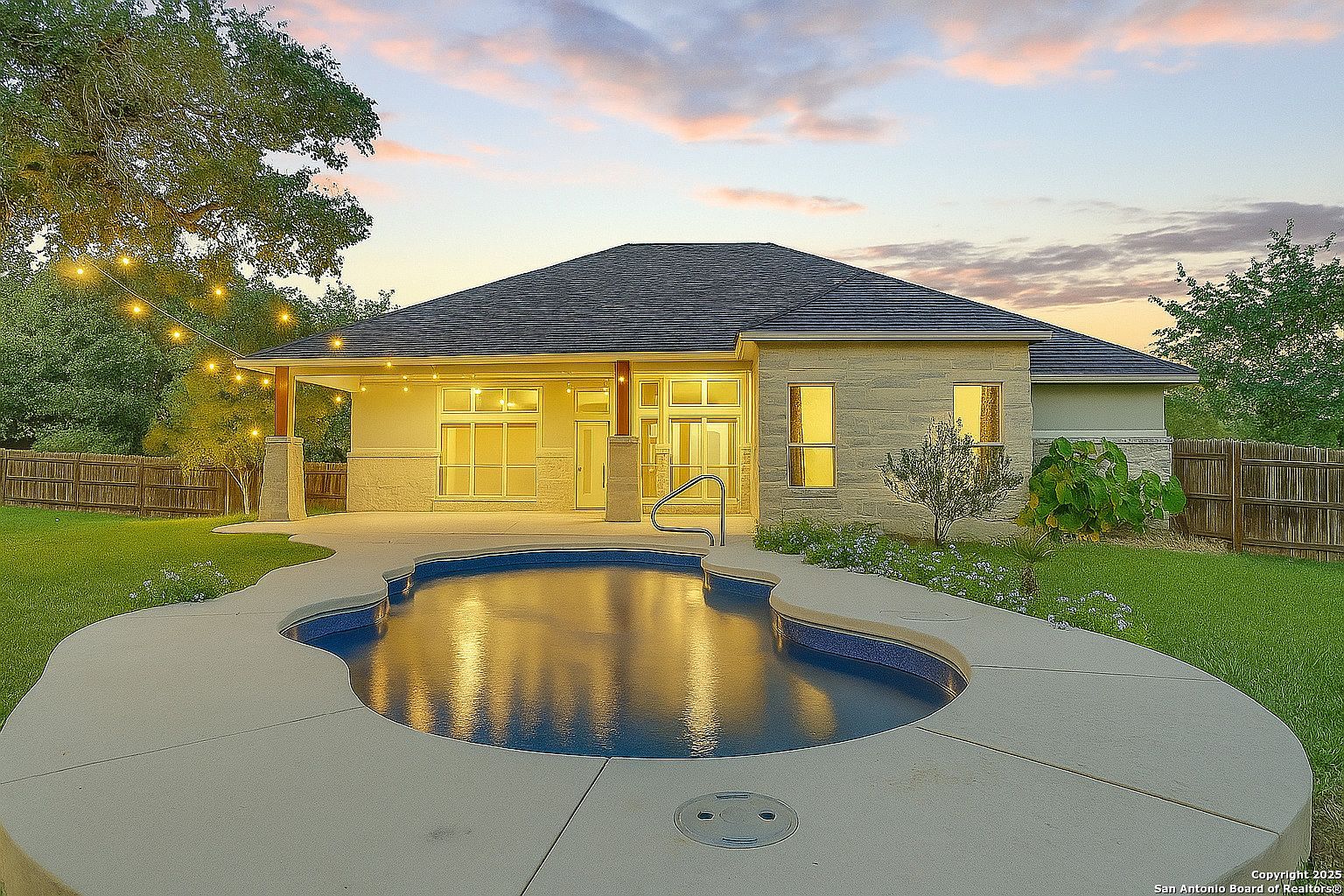 172 Bobby Lynn Dr Adkins, TX 78101 - Thumbnail 2