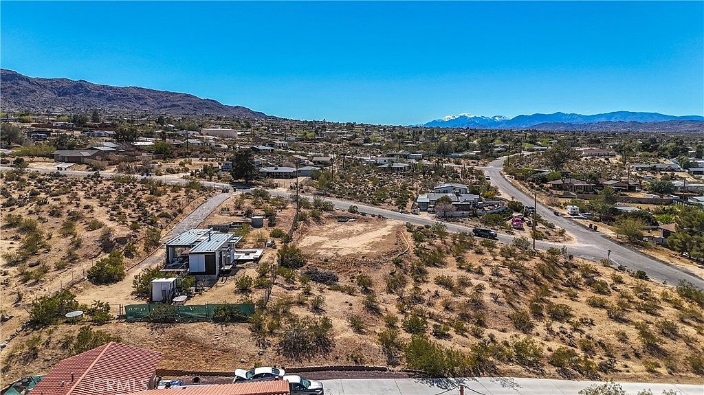 6935 Alturas Dr #2 Joshua Tree, CA 92252 - Thumbnail 2