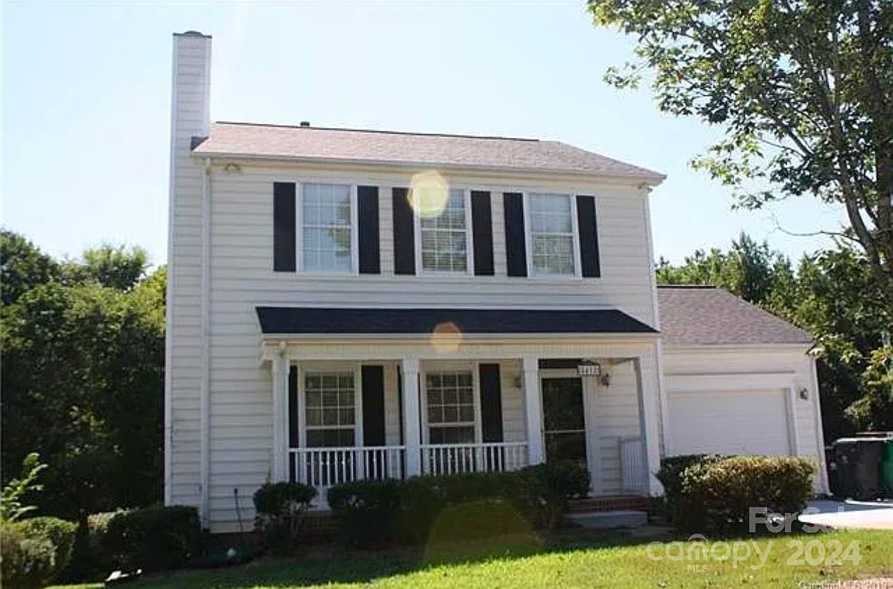 8412 Bristol Ford Pl Charlotte, NC 28215 - Thumbnail 2