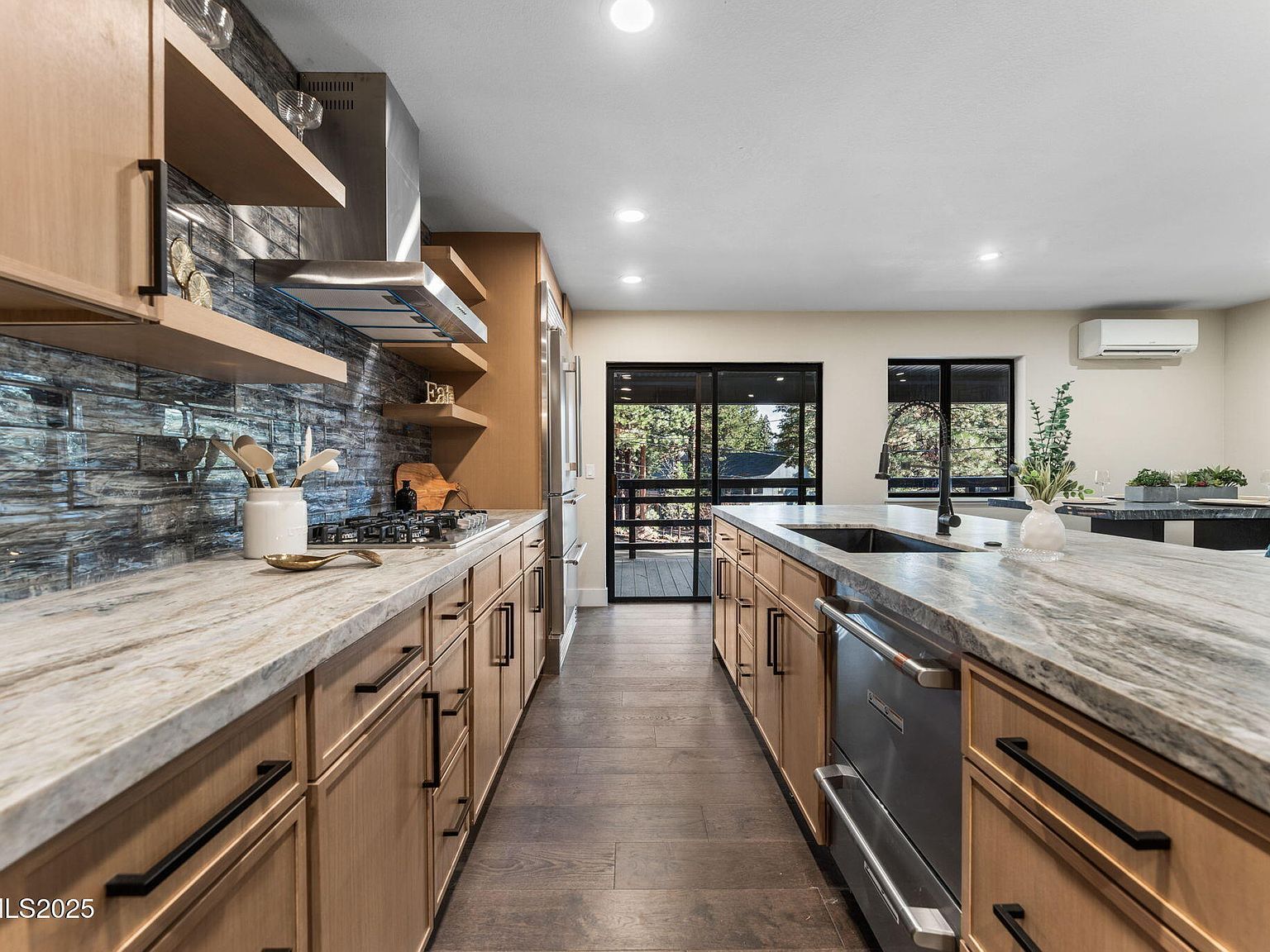 221 Lark Ct #2 Incline Village, NV 89451 - Thumbnail 2