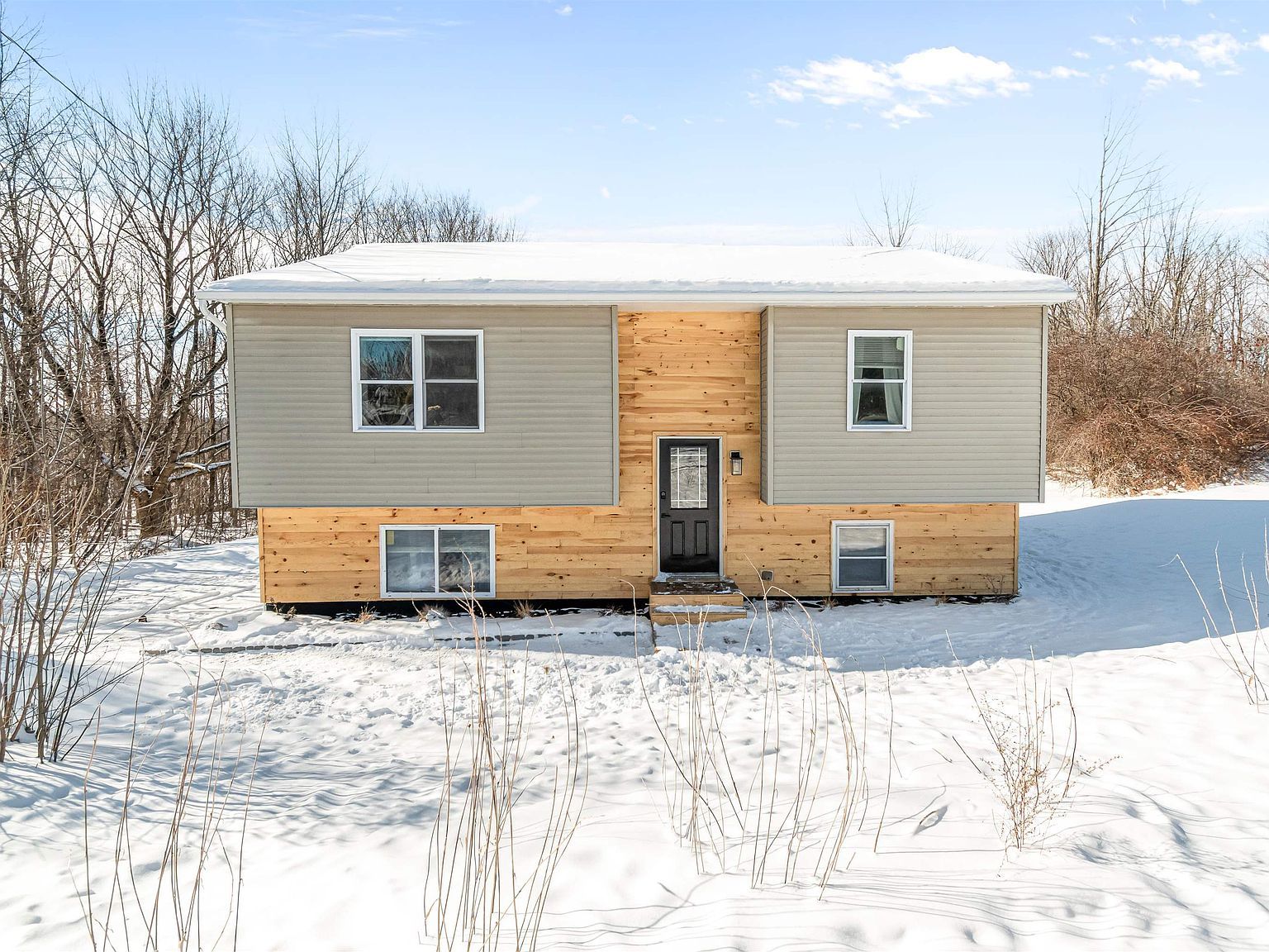 5023 Ethan Allen Hwy Saint Albans, VT 05478 - Thumbnail 2