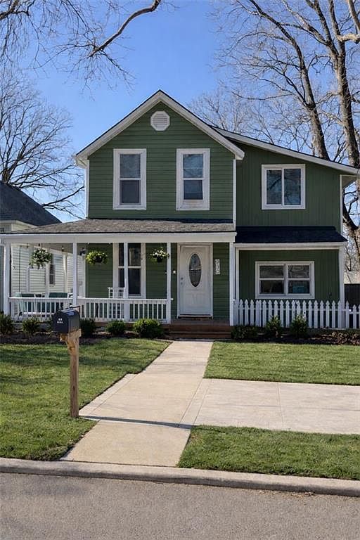 930 W 7th St Leavenworth, KS 66048  | Single Family
