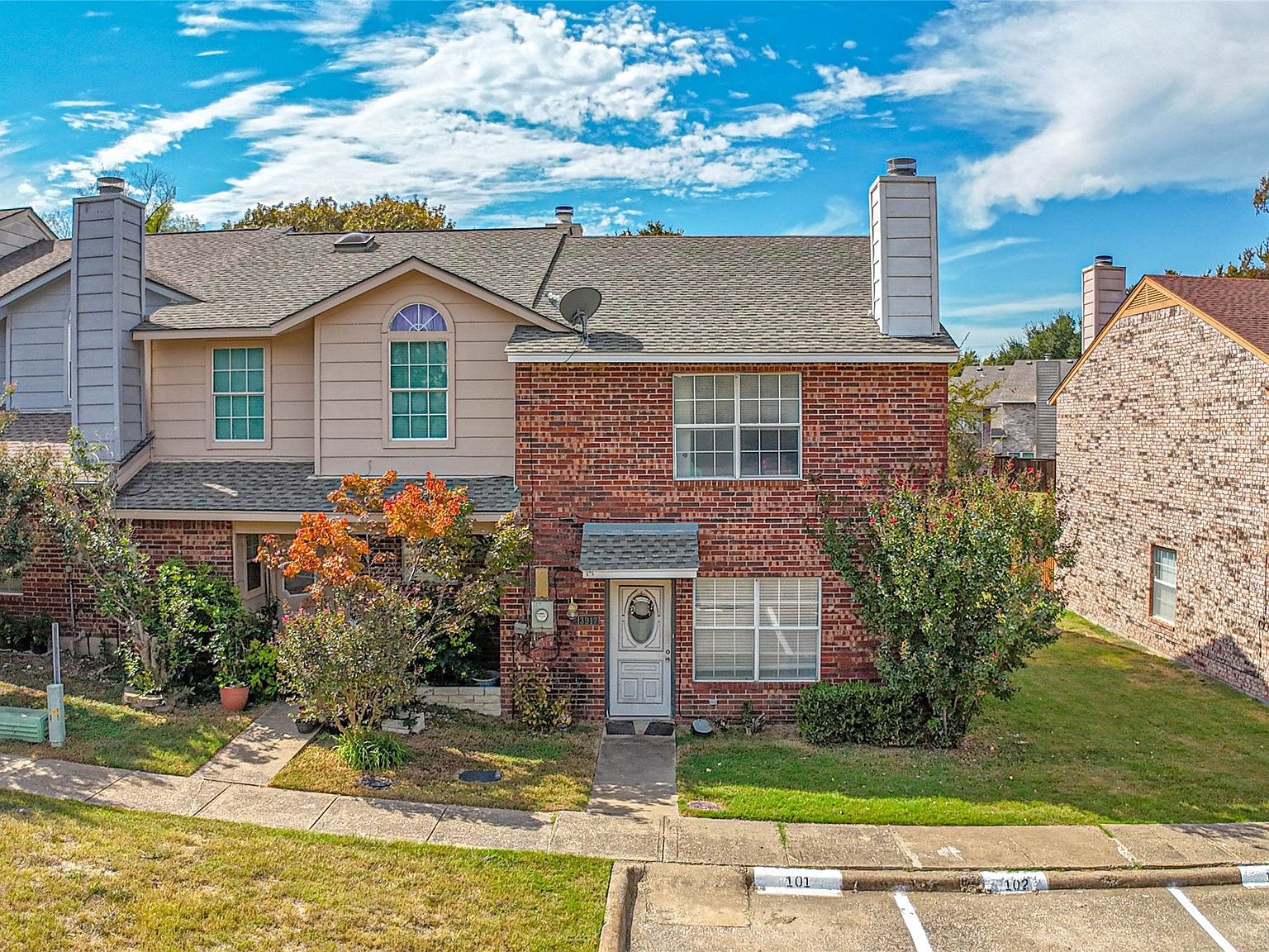 3917 Brandon Park Dr Garland, TX 75044 - Thumbnail 2