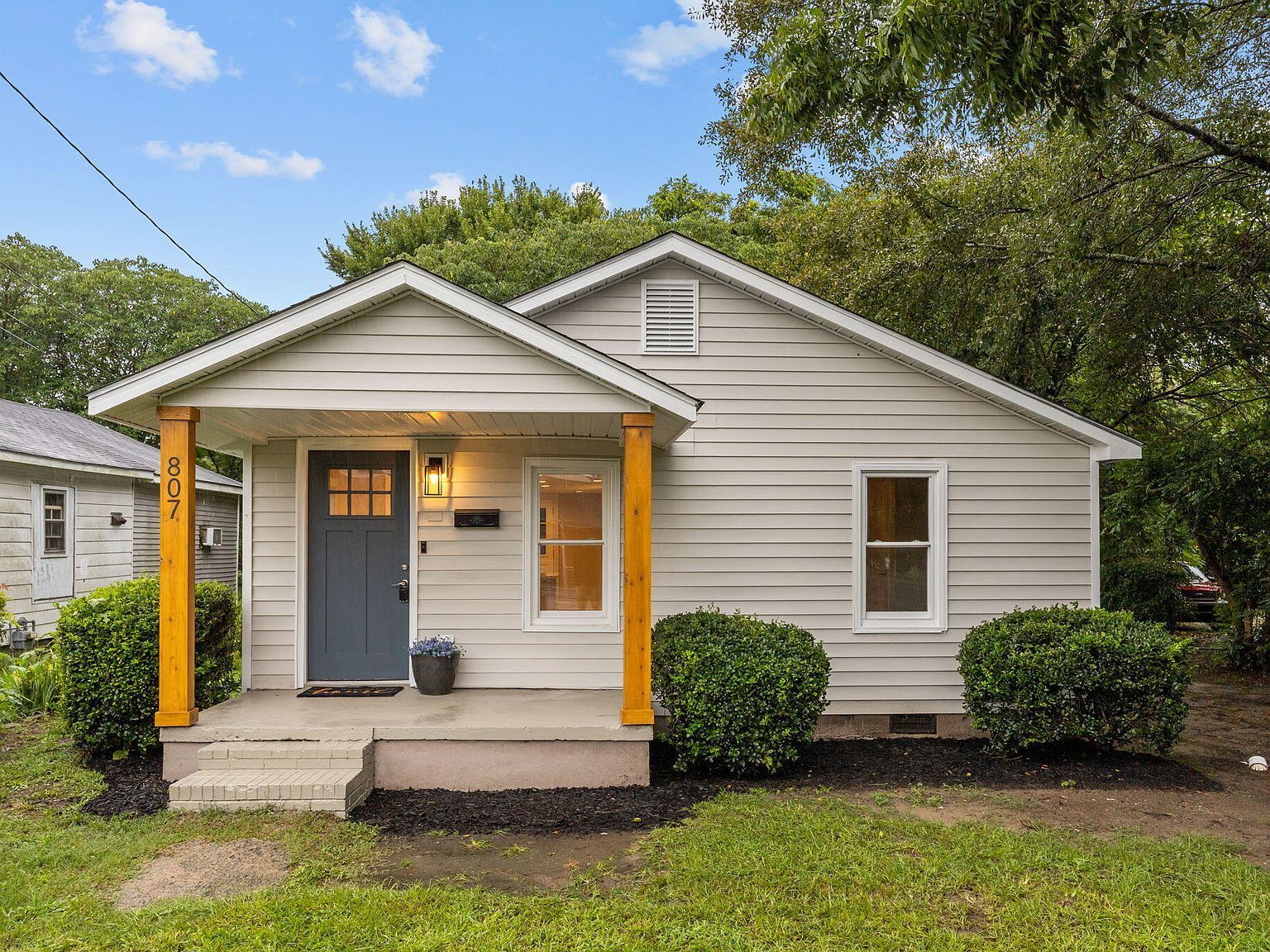 807 N Wilson Ave Dunn, NC 28334 - Thumbnail 2