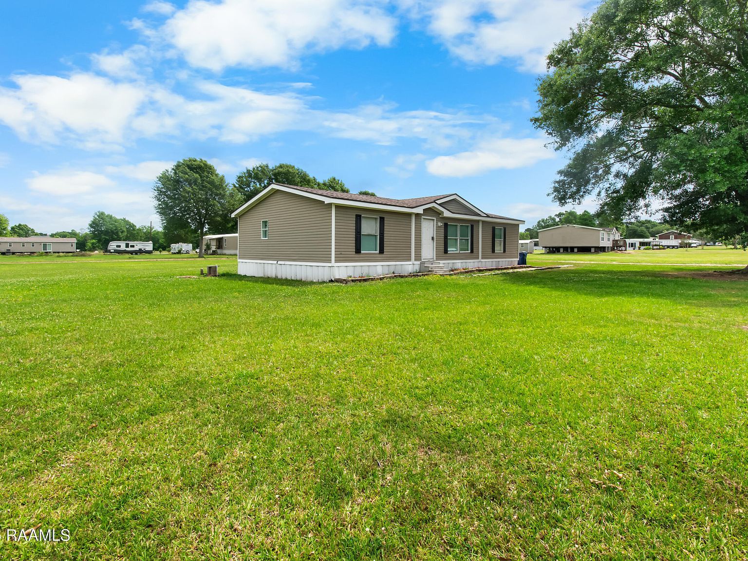 1002 Janine Dr Youngsville, LA 70592, 70592