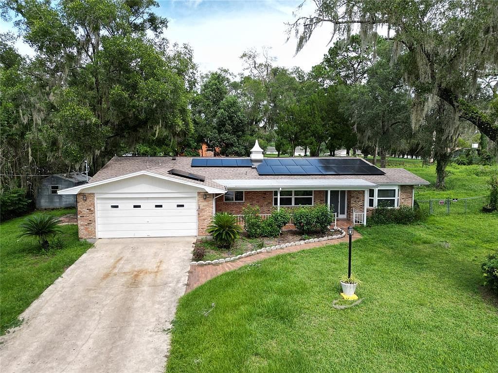 401 S Pine Ave Inverness, FL 34452 - Thumbnail 2