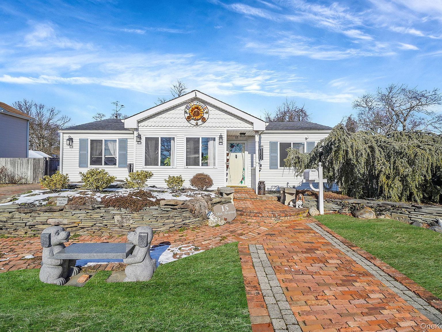 15 18th Ave Bay Shore, NY 11706 - Thumbnail 2