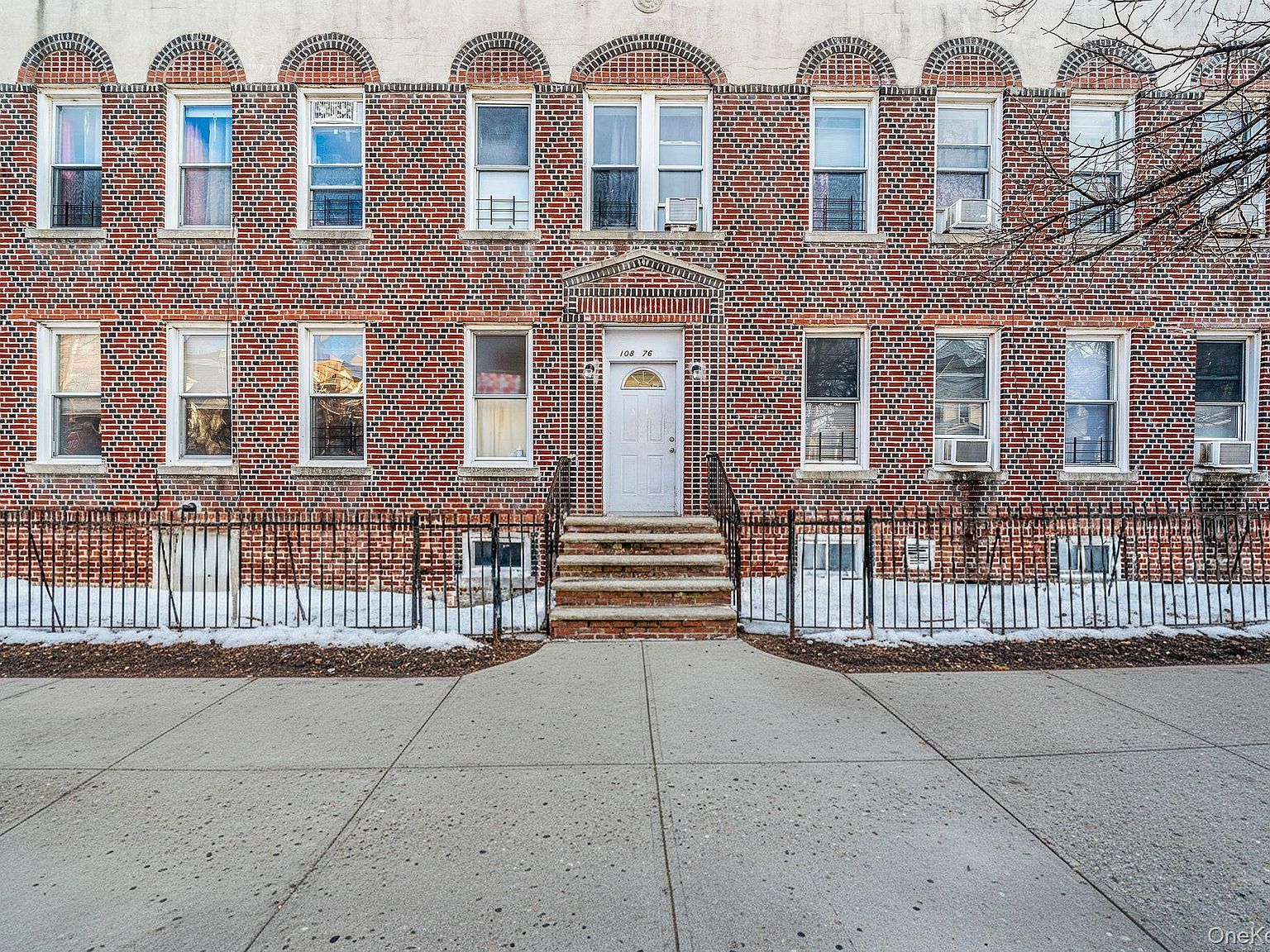 10876 38th Ave Corona, NY 11368 - Thumbnail 2