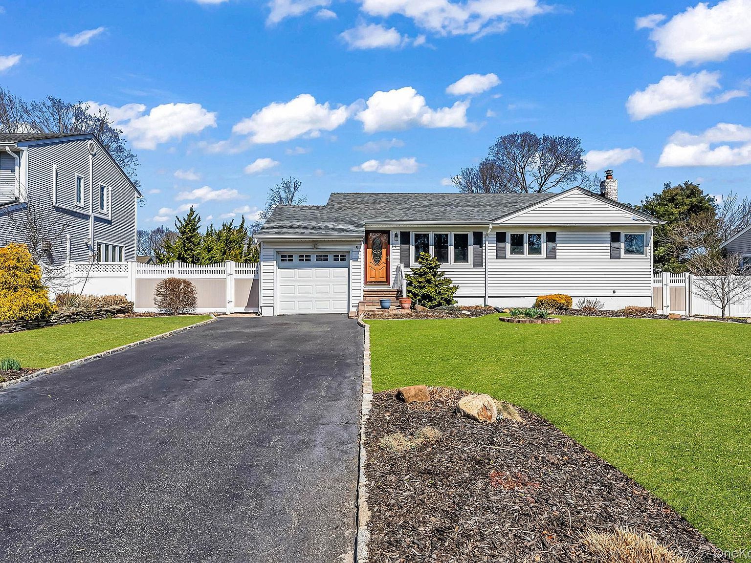 7 Gedney Ave Smithtown, NY 11787  | Single Family