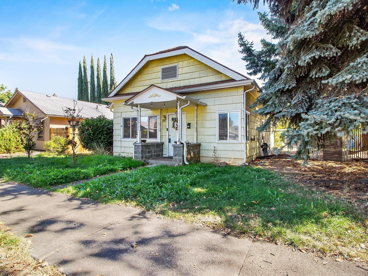 109 S Orange St Medford, OR 97501 - Thumbnail 2