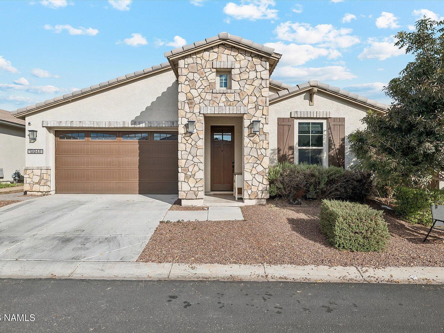 19946 W Glenrosa Ave Litchfield Park, AZ 85340 - Thumbnail 2