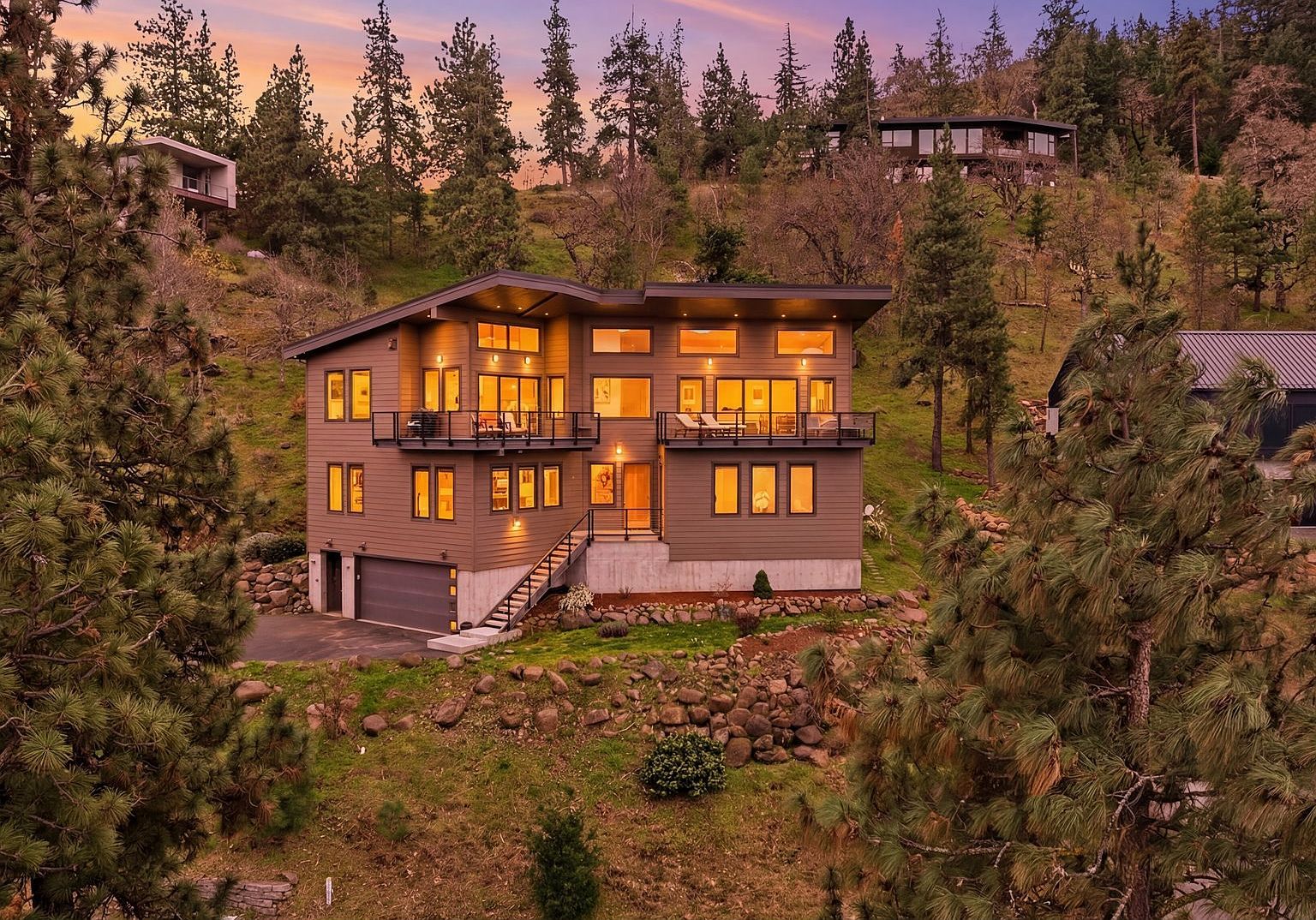 400 Maya Way Mosier, OR 97040  | Single Family